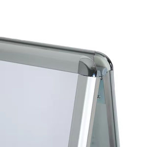 Présentoir à cadre en aluminium de 32mm pour panneaux de trottoir et de trottoir Présentoir d'affiche double face - Product Image 3