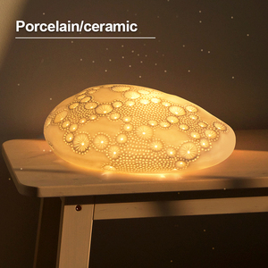 Vente en gros de lampes d'ambiance Éclairage pour la maison Cailloux personnalisés Lampes de table design Taille moyenne Forme de pierre Lumières jaunes <span class=keywords><strong>Veilleuse</strong></span> à <span class=keywords><strong>led</strong></span> - Product Image 1