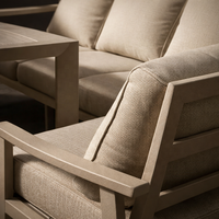 IPX5 Wetterfestes Terrassen-Aluminium-Gartensofa Kratzfeste Oberfläche Outdoor-Sofa L-Form Patio-Sofa