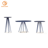 Table basse ronde moderne en verre, plateau en verre trempé avec pieds coniques en métal, table centrale multi-pieds pour salon