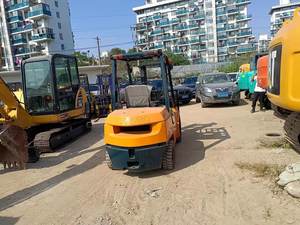 Montacargas Diésel Usado 7F30 de 3 Toneladas, Horquillas de 1520 mm, 3 m, 4.5 m, Precio Económico, Alta Eficiencia - Product Image 4