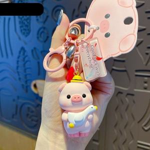 Adorabile Portachiavi a Forma di Maialino, Ciondolo Bambola Maialino Carino, Elegante Ornamento da Appendere alla Borsa, Grazioso Piccolo Regalo Quotidiano - Product Image 2