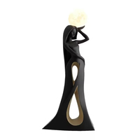 Lampe sur pied en forme de sculpture de femme abstraite, en résine argentée, lumière LED lunaire, statue d'art moderne, décoration d'intérieur pour salon, entrée
