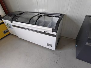 Congelatore Orizzontale di Grande Capacità con Vetrina Trasparente e Cestelli Divisori - Product Image 2