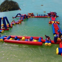 Parc aquatique gonflable flottant en PVC personnalisé, utilisation humide et sèche, thème plongée, aire de jeux commerciale