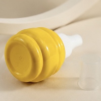Glänzende Gelbe Bienenstock-Wellenform PET-Sprühflasche mit Individuellem Logo Mini-Mundfrischer Mundpflege Feiner Sprühnebel-Behälter