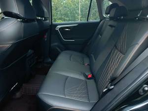 SUV Compacto Casi Nuevo: <span class=keywords><strong>Toyota</strong></span> <span class=keywords><strong>RAV4</strong></span> 2.0 FWD <span class=keywords><strong>Plus</strong></span> 2024, Características Modernas, Alta Seguridad, Valor de Mercado Atractivo - Product Image 6