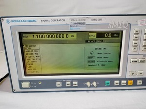 Generador de Señales Usado R&S Rohde & Schwarz SMIQ 06B SMIQ06B 1125.5555.06 300kHz-6.4GHz - Product Image 1