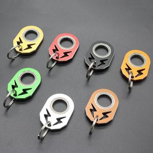 Người lớn và trẻ em ngón tay tập thể dục Spinner Karambit mới tùy chỉnh Giá Rẻ Hợp kim kim loại thú vị Keychain - Product Image 3