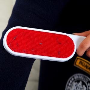 Lint Roller With Handle Red Sticky Surface For Clothes Pet Bed Dry Cleaning Reusable Plastic Brush - Product Image 4