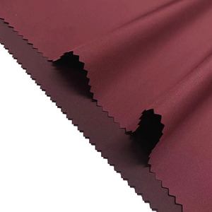 Tissu en taffetas 100% polyester, haute densité, léger, antistatique, occultant, respirant, pour vestes d'hiver et vêtements de nuit pour filles - Product Image 1