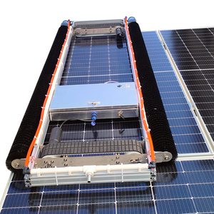 Robot de nettoyage de panneaux solaires SWANTECH SPC-1100 pour ferme solaire - Télécommande portable Batterie au lithium 24V Puissance de nettoyage 400-600W - Product Image 3