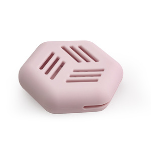 Dry and Wet Powder Puff Storage <b>Box</b> -Anti-fouling Breathable Portable Powder Puff Storage <b>Box</b> Cosmetic Sponge Ventilating Holder - Product Image 4