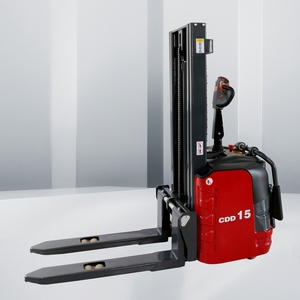 CE Certified <strong>Electric</strong> <strong>Stacker</strong> Forklift 3M 4M <strong>Straddle</strong> <strong>Stacker</strong> with Lithium Battery 1.2t 1.5t 3300lbs Capacity for Warehouses - Product Image 3