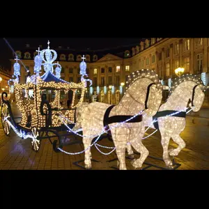 Carruagem de Cinderela com iluminação LED para luzes de Natal de nível comercial ao ar livre em tamanho real