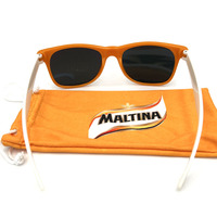 Lunettes de soleil promotionnelles tendance pour l'été, légères, personnalisables avec logo, en PC, imprimées en sérigraphie, idéales pour les événements sportifs et les fêtes.