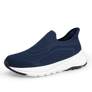 Zapatos para caminar de malla transpirable, zapatillas informales sin cordones, suela exterior con agarre resistente para salidas diarias rápidas y senderismo ligero al aire libre - Product Image 2