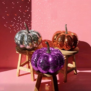 Venta al por mayor de calabazas de espejo personalizadas con forma de bola de discoteca para decoración retro de Halloween, fiestas de otoño y el hogar, al por mayor - Product Image 4