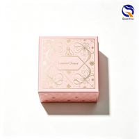 Boîte d'emballage de luxe personnalisée en mousse rose pour flacon de parfum et huile essentielle