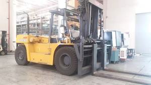 Montacargas Diésel Usado Komatsu FD2.5/3/4/5/7/10/15/16/25/30-Ton FD230 FD200 con Tres Elevadores Maestros en Shanghái en Venta - Product Image 5