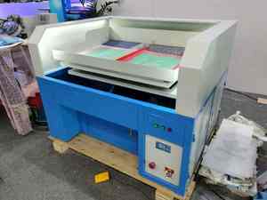 Machine automatique de transfert de strass à 1 couleur avec agitateur de paillettes intégré - Product Image 3