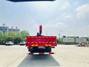 Grúa Montada en Camión Sinotruk Ho Wo 6x4, Grúa Sany de 12 Toneladas, Maquinaria de Elevación Especial para Construcción de Carreteras y Puentes - Product Image 6