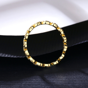 CZCITY 트렌디 한국 여성 남성 반지 14K 금도금 라운드 미니 CZ 손가락 웨딩 CZ 웨이브 링 - Product Image 6