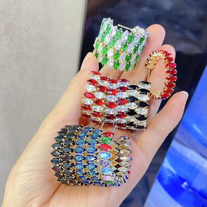 Ec2073 hợp thời trang 18K mạ vàng màu hồng đa màu <span class=keywords><strong>CZ</strong></span> Marquise kim cương Huggie Hoop bông tai cho wome <span class=keywords><strong>CZ</strong></span> hợp thời trang cho các bên - Product Image 4