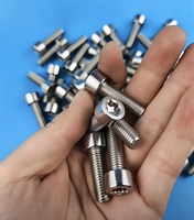 ISO 14579 DIN 6929 Cl. Vis à tête hexagonale creuse M2-M90 en acier au carbone noir ASME B18.3 2, 10.9 12.9 # Boulon à tête moletée de 4 pouces