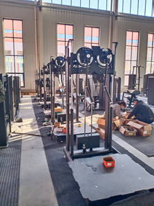 Machine de musculation multi-flights debout sélectable pour les épaules et la poitrine - Entraîneur de force - Certifié ISO/CE - Modèle CBCB40 - Product Image 3