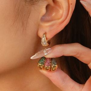 Pendientes de Aro Redondos Geométricos Gruesos de Acero Inoxidable con Oro de 18K y Zirconia, Joyería Impermeable de Moda, Venta al por Mayor, Gran Demanda - Product Image 2