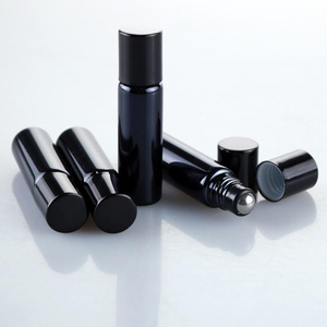 ขวดน้ำหอมแบบลูกกลิ้งเคลือบ UV ขนาดพกพา 10 มล. สำหรับบรรจุภัณฑ์เครื่องสำอางแบบแก้ว พร้อมโลโก้พิมพ์ - Product Image 1