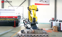 HGTECH Cnc Tôle industrielle automatique et tuyau Robot à 6 axes Machine de soudage laser 2000w 3d Robot de soudage laser à fibre