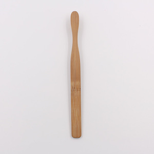 Cepillo de dientes de bambú natural tamaño adulto TBB-915, cepillo manual para limpieza diaria con opción de grabado personalizado - Product Image 1