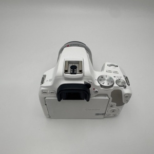 Cámaras <span class=keywords><strong>Canon</strong></span> 200D II 250D <span class=keywords><strong>de</strong></span> <span class=keywords><strong>Segunda</strong></span> <span class=keywords><strong>Mano</strong></span> al Por Mayor, 18-55mm, 4K, 24.1MP, WiFi, DSLR, Certificadas para Vlogging, Usadas - Product Image 4
