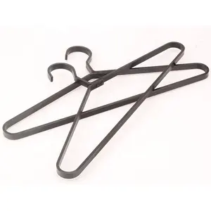 MAOS supplier 2022 hot sale strong aluminum alloy Black flat hangers for heavy jacket