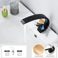 Ensemble de robinet de douche noir en acier inoxydable moderne personnalisable cascade évier robinet d'eau chaude filtre à eau robinets chauffants en céramique