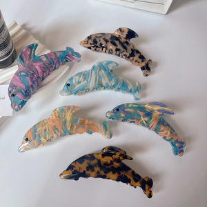 CHUJIAN Pinzas para el pelo grandes de acetato de celulosa, hechas a mano, con diseño de delfín marino, de nicho, modernas, divertidas, ecológicas, para uso diario - Product Image 2