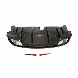 Diffusore paraurti posteriore in fibra di carbonio a labbro Spoiler per <span class=keywords><strong>Alfa</strong></span> <span class=keywords><strong>Romeo</strong></span> Giulia Quadrifoglio <span class=keywords><strong>berlina</strong></span> 4 porte 2017-2020 - Product Image 4