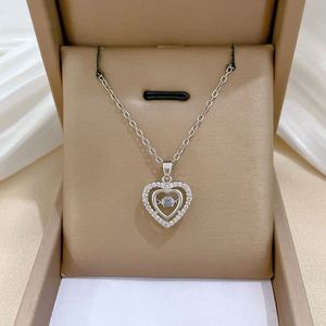 Collar de Acero Inoxidable con Baño de Oro de 18K y Colgante de Corazón con Cristal de Zirconia, Cadena para Clavícula, Joyería para Mujer - Product Image 6