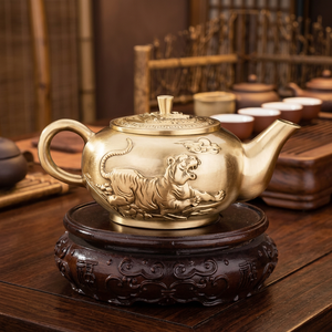 Tetera Tradicional China de Latón con Diseño de Tigre en Relieve, con Tapa y Asa, Hervidor de Agua Metálico - Product Image 2