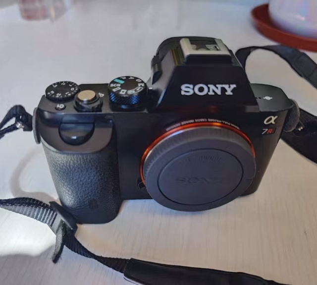 Second Hand Digital Camera A7 R Sonys 36MP Full Frame Camera Alpha 7R