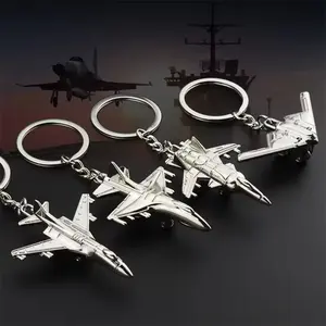 المنتج الأكثر مبيعًا حامل مفاتيح معدني ثلاثي الأبعاد على شكل ميدالية لمفاتيح الطائرات الهليكوبتر والصواريخ الحربية والطائرات المقاتلة