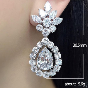 Eleganti Orecchini Pendenti a Goccia per Donne, Gioielli Scintillanti con Pietre per Matrimoni e Feste, Vendita all'Ingrosso - Product Image 2