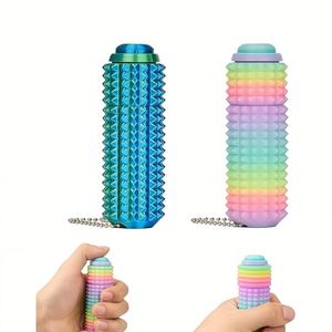 Outil sensoriel antidouleur, jouets sensoriels à picots pour adultes, soulagement de l'anxiété, porte-clés Grippie imprimé en 3D pour la concentration et le soulagement du stress et des grignotements cutanés - Product Image 4