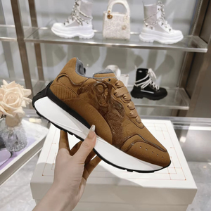 รองเท้าวิ่งลำลองสไตล์เรโทรสำหรับผู้ชาย รองเท้าผ้าใบพื้นหนานุ่มสบายแบบผูกเชือก เหมาะสำหรับกิจกรรมกลางแจ้งและการใช้งานในชีวิตประจำวัน Alexander - Product Image 1