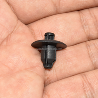 Cache-pare-chocs à trou de 7 mm avec fixation par bouton-poussoir pour Toyota Lexus 90467-07117 9046707117