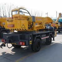 Grue à flèche Zoomlion six roues de 6 tonnes, flèche télescopique de 48 mètres, hauteur de levage de 25 m, châssis principal télescopique, stabilisateurs à double section