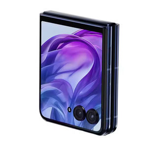 Teléfono Móvil Raz 50 Ultra Original Usado, Plegable, 5G, Pantalla Dual de 120Hz, Cámaras Duales de 50MP, 4000mAh, Resistente al Agua IPX8 - Product Image 6