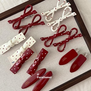 סיכות שיער אדומות לנשים בסיטונאות, קליפסים חמודים בצורת פפיון, אביזרים חדשים ומתוקים לילדים - Product Image 4